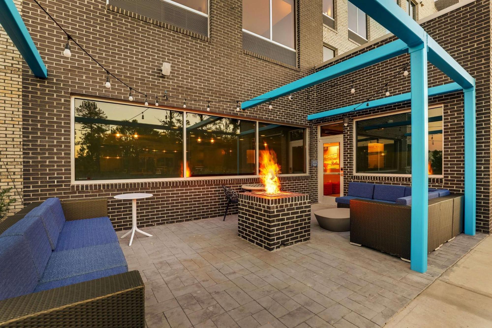 Tru By Hilton Leland Wilmington Hotel Buitenkant foto